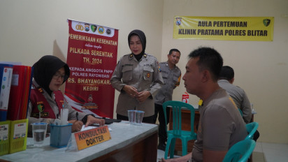 Jelang Pelaksanaan Pengamanan Pilkada 2024, Polres Blitar Laksanakan Pemeriksaan Kesehatan Anggota Pengamanan TPS
