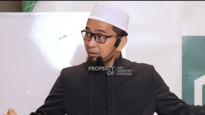 Agar Dikenal Nabi Mulai Malam Jumat Perbanyaklah Shalawat, Ustaz Adi Hidayat: Lebih Utama dari Istighfar