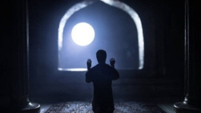 Dijamin Doa Lekas Terkabul Jika Lakukan Shalat Tahajud di Waktu Ini, Ustaz Adi Hidayat: Tapi Jangan Lupakan Sunnah Keduanya