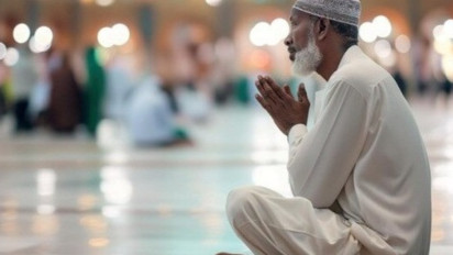 Saat Usia Masuk 40 Tahun, Jangan Tiup Lilin Tapi Bacalah Doa Ini