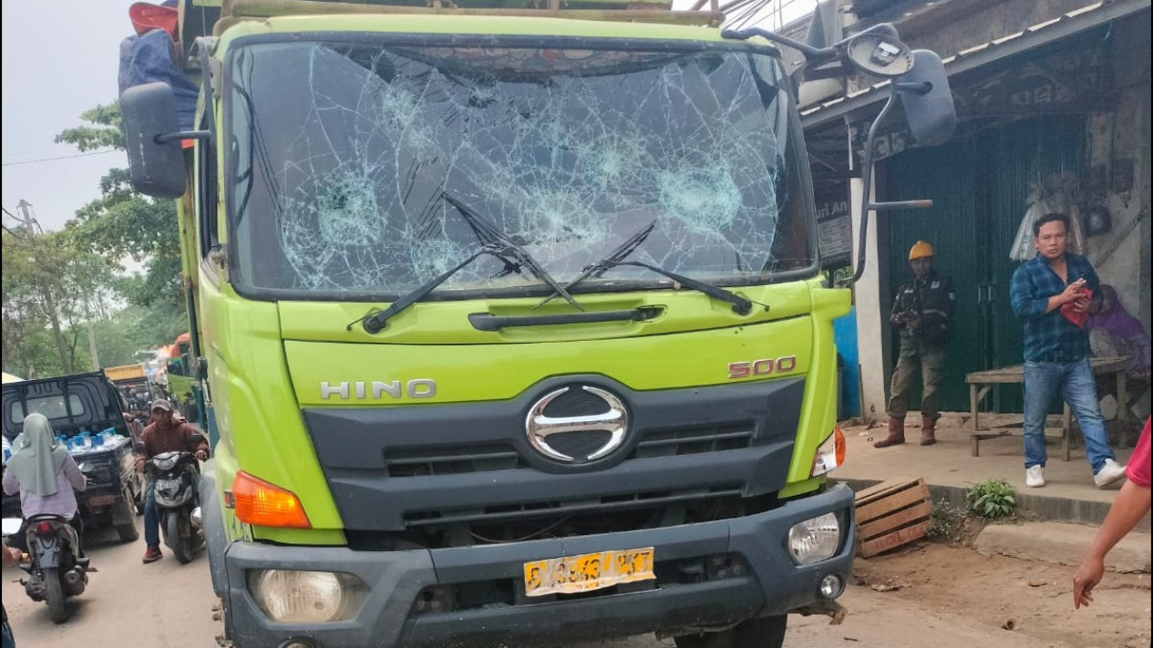 Sopir Truk Lindas Kaki Bocah di Tangerang Jadi Tersangka, Tes Urine Positif Sabu-Sabu
            - galeri foto