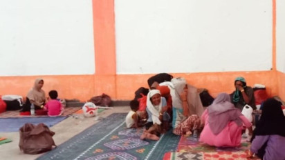 Sebulan Terkatung-katung Masyarat Aceh Selatan akhirnya Terima 152 Pengungsi Rohingya untuk Sementara Waktu