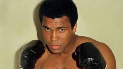 Kisah Muhammad Ali, Legenda Petinju Dunia yang Taat Agama Islam Geram saat Nama Nabi Muhammad SAW Ditulis di Tempat ini