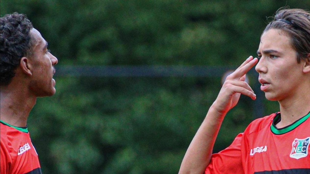 Info Tepercaya dari Jepang, 2 Bintang Eropa Calon Naturalisasi Timnas Indonesia Bakal Hadir di Jakarta Pekan Depan
            - galeri foto