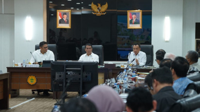Mensesneg Apresiasi Gerak Cepat Mentan Amran Respon Peternak Susu