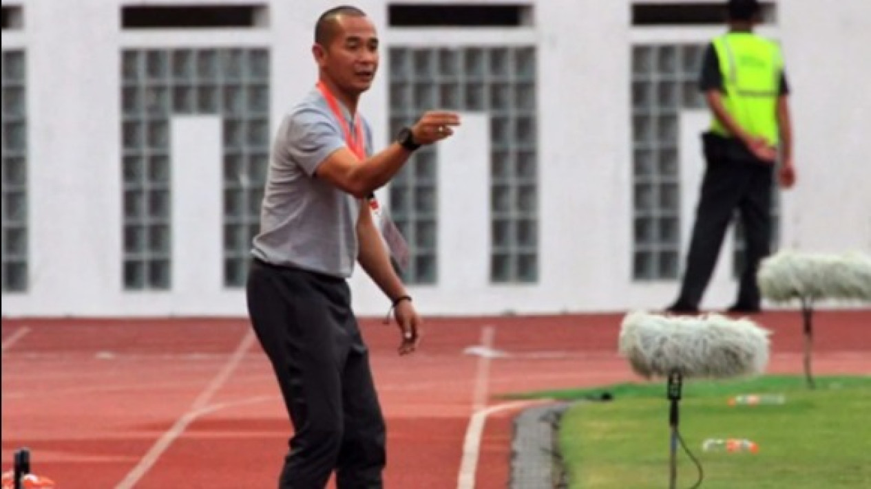 Kisah Mantan Pemain Terbaik Timnas Indonesia yang Pernah Jatuh Kemudian Bangkit dan Kembali Taat Kepada Allah
            - galeri foto