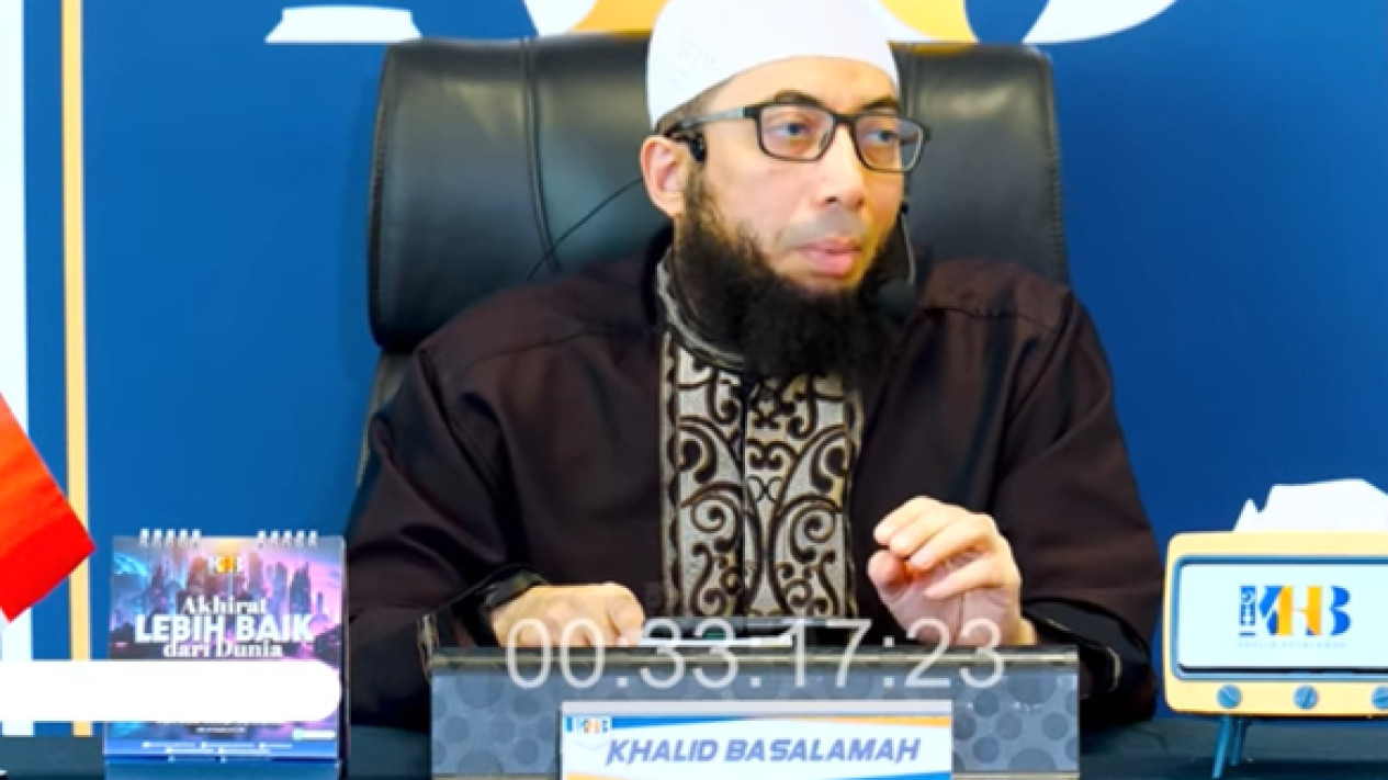 Kapan Batas Waktu Shalat Isya, Benarkah di Tengah Malam? Ternyata Kata Ustaz Khalid Basalamah...
            - galeri foto