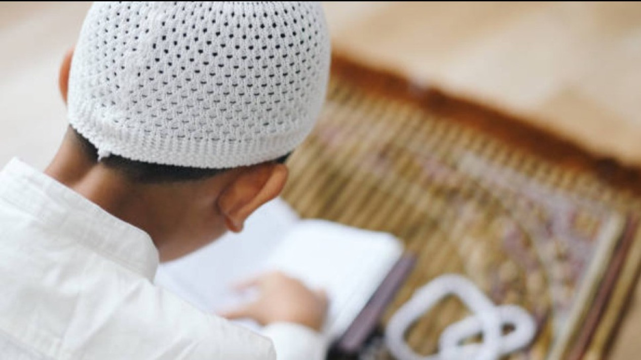 Sering Maksiat dan Ingin Taubat? Ustaz Adi Hidayat Sarankan Lakukan Istighfar di Jam Ini: Saat Allah Ampuni Dosa dan Kabulkan Doa
            - galeri foto