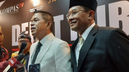 Dedi Mulyadi - Erwan Setiawan Tiru Karakter Semar Saat  Debat Perdana Pilgub Jabar