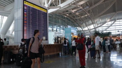 Ratusan Turis Mancanegara Batalkan Pemesanan Hotel di Bali Akibat Erupsi Gunung Lewotobi