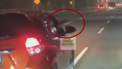 Aksi Koboi Terulang Lagi, Kini Pengemudi Yaris Todongkan Pistol di Tol Japek