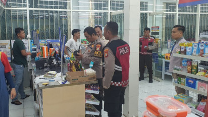Komplotan Maling Bobol Minimarket Perumahan Mutiara Columbus Bekasi, Polisi: Pelaku Masuk Melalui Atap
