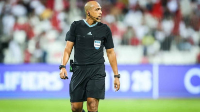 Seakan Sudah Tobat, Ahmed Al Kaf Tak Ulangi 'Dosa' yang Bikin Timnas Indonesia Rugi Besar saat Kembali Pimpin Pertandingan