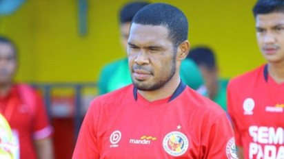 Kisah Mualaf Vendry Mofu, Mantan Pemain Timnas Indonesia Putuskan Masuk Islam Demi Dapatkan ini di Semen Padang