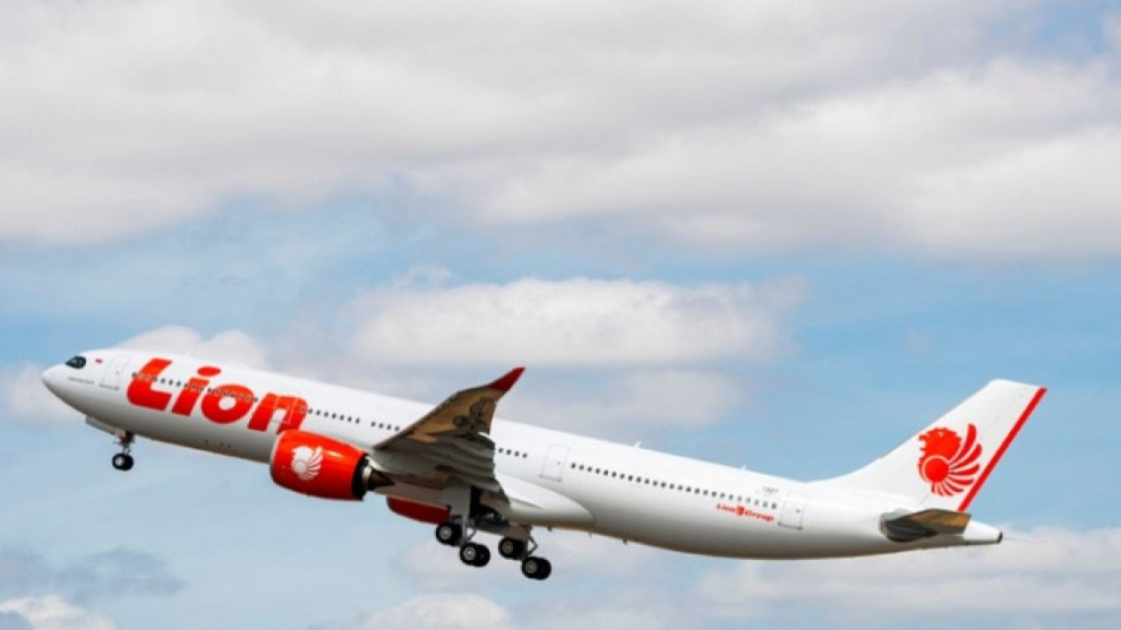 Lion Group Terapkan Aturan Baru Bagasi Mulai 1 Desember 2024, Siap-siap Penumpang Bawa Kardus Kena Biaya Tambahan, Ini Ketentuannya
            - galeri foto