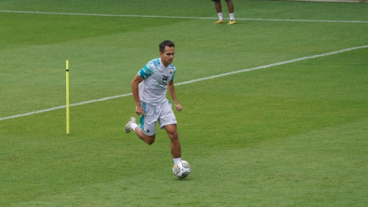 Pelatih Persib Buka Peluang Datangkan Pemain Anyar di Bursa Transfer Paruh Musim Liga 1 Antisipasi Cedera Rezaldi Hehanussa Tak Kunjung Pulih, Siapa? 