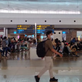 Viral Antrean Check-In Berjam-jam di Bandara Soetta, Pengelola Minta Penumpang Datang 3 Jam Sebelum Jadwal Keberangkatan