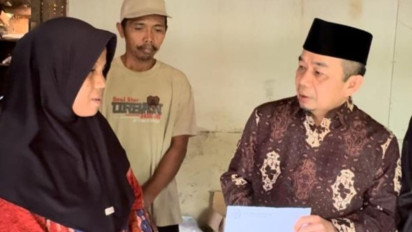 Jazuli Juwaini Kunjungi dan Berikan Bantuan Keluarga Rouf Soper Truk Korban Kecelakaan Km 92 Tol Cipularang