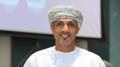 Wasit Kontroversial yang Rugikan Timnas Indonesia Ahmed Al Kaf Hadir Jadi Saksi saat Bahrain Raih Gelar Juara Piala Teluk 2024, Lemparkan Senyum Lebar