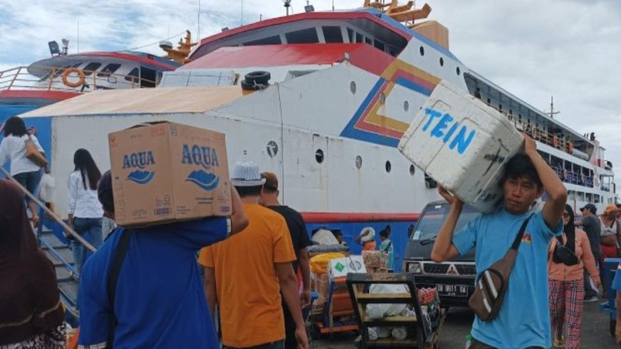 Hati-hati! BMKG Minta Warga Waspadai Dampak Siklon tropis Man-Yi
            - galeri foto