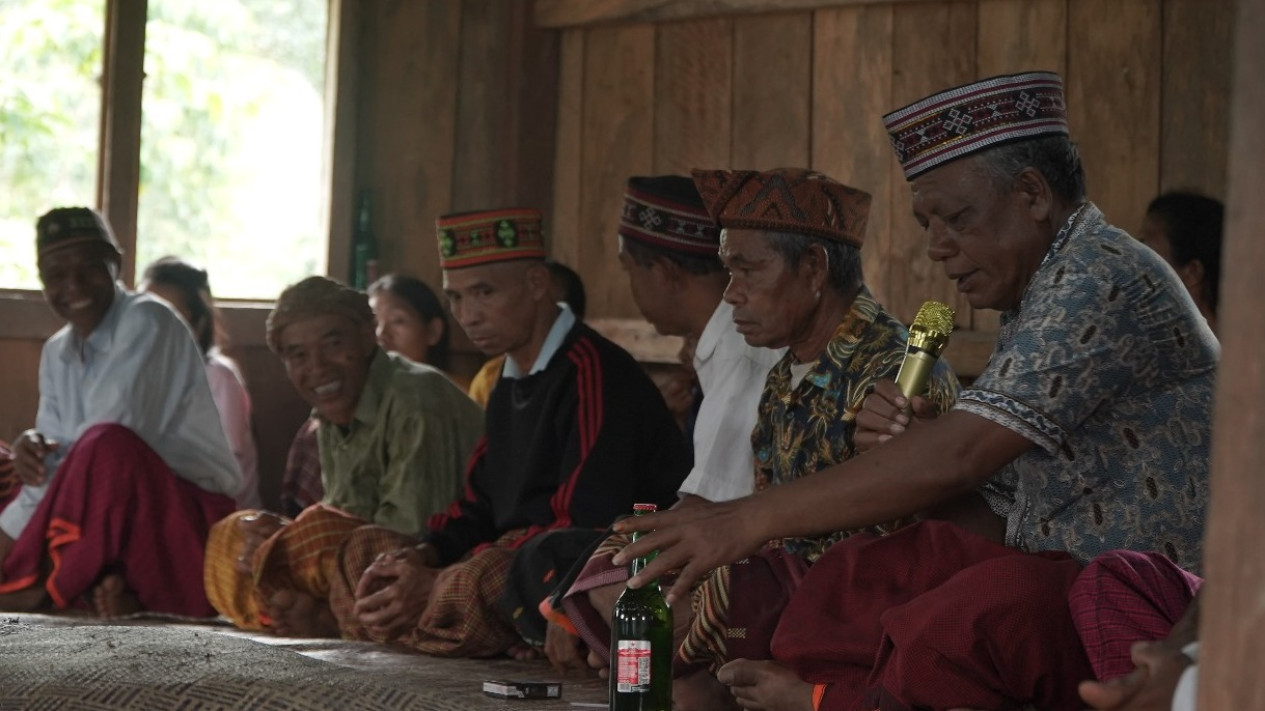 Dituding Tolak Pembangunan PLTP Ulumbu, Masyarakat Adat Poco: Narasi Penolakan Tak Berdasar!
            - galeri foto