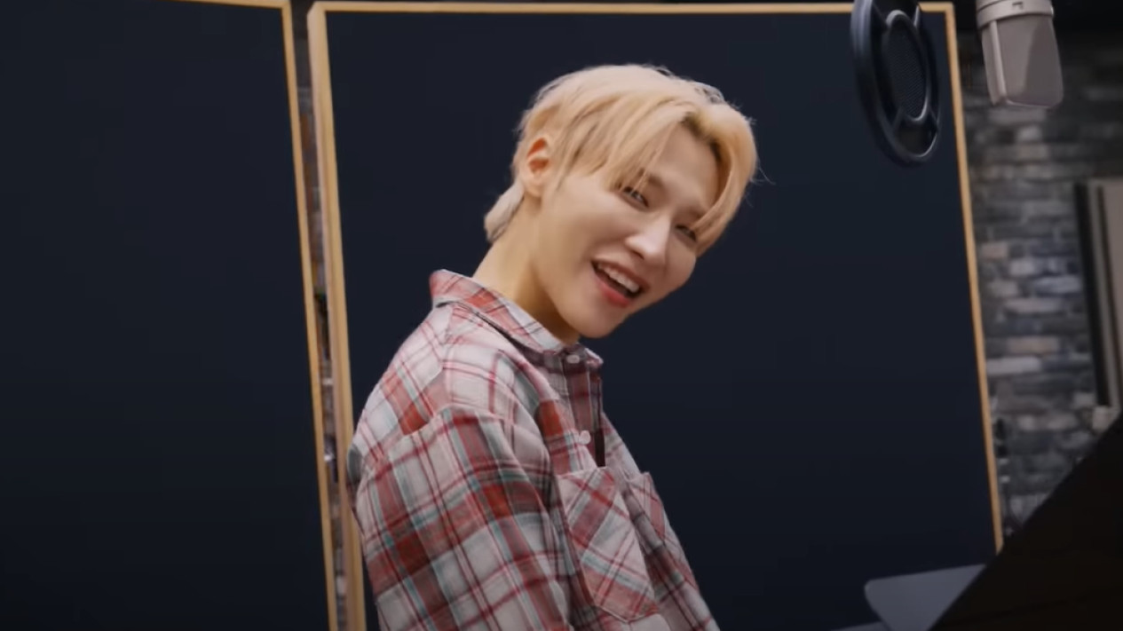 Lirik Lagu 'PIXEL' - Jeon Woong AB6IX, Hadirkan Makna yang Emosional tentang Kerinduan yang Berpadu Suara Khasnya
            - galeri foto