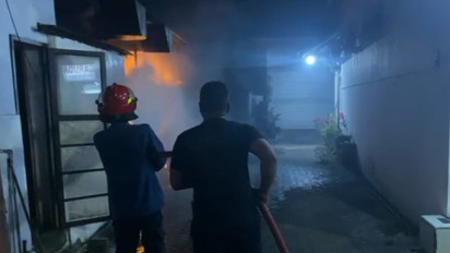 Kebocoran Tabung Gas Picu Kebakaran Restoran Seafood dan Chinese Food di Gresik