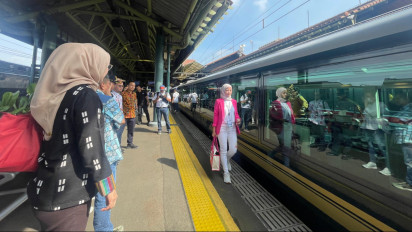 Tour & Mice KAI Wisata Dukung Rombongan Traveling by KAI Naik Kereta Panoramic