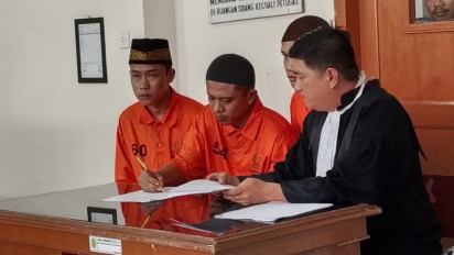 Bunuh Pegawai Koperasi Mayatnya Dicor di Belakang Distro, Tiga Terdakwa Terancam Pidana Mati