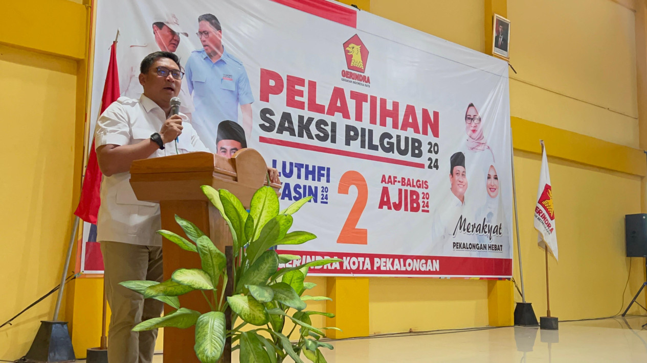 Ketua DPD Gerindra Jateng Ajak Warga Pekalongan Jaga Kemenangan Ahmad Luthfi-Taj Yasin di Pilkada 2024
            - galeri foto
