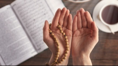 Bacaan Sholawat Nariyah, Amalan Pembuka Pintu Rezeki Setelah Shalat Fardhu, Ini Tulisan Arab, Latin, dan Artinya