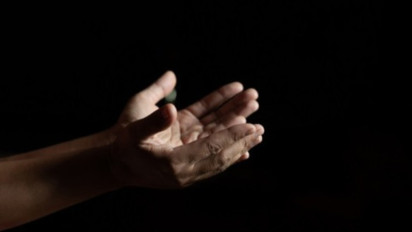 Bacaan Sholawat Al Fatih, Amalan Pemecah Kebuntuan dan Tuntaskan Seluruh Masalah