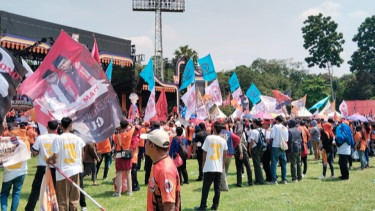 Pengamat: Pramono Anung Sengaja Tak Umbar Dukungan PDIP dan Mega Dialat Peraga Demi Raup Massa Anies