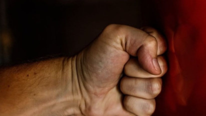 Pria Tewas Dianiaya Pengemudi Mobil Pakai Tangan Kosong Usai Bersenggolan di Pulogadung