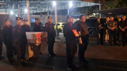 Kapolri Beri Kenaikan Pangkat Anumerta ke Almarhum AKP Ulil Ryanto