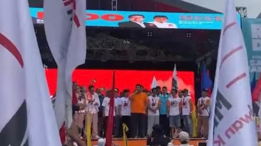 Konser Akbar Satuin Jakarta, Puluhan Relawan Pramono-Rano Karno Deklarasi Dukung Ridwan Kamil-Suswono