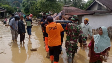 Dua Meninggal dan Puluhan Luka-luka Akibat Banjir Bandang di Tapanuli Selatan