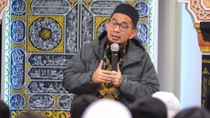 Rezeki yang Tadinya Mampet Mendadak Langsung Deras dari Segala Penjuru, Kata Ustaz Adi Hidayat Amalkan...