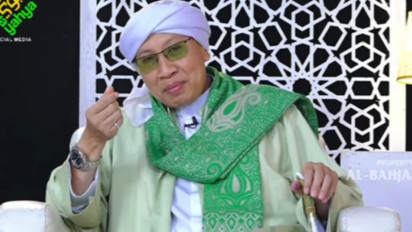 Percuma Kerja Keras dari Pagi Pulang Pagi kalau Masih Melupakan Hal ini, Buya Yahya Bilang Tidak akan Kaya Jika…