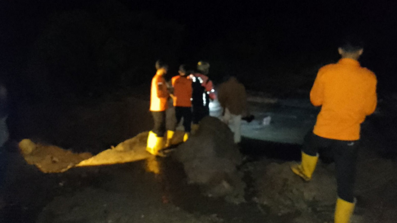 Korban Meninggal Banjir Bandang di Deli Serdang Bertambah, Ini Daftarnya
            - galeri foto