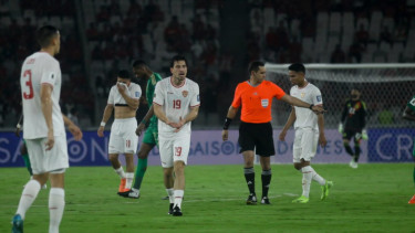 Thom Haye Ungkap Duka di Balik Kemenangan Arab Saudi, dari Cedera Tak Tertahankan Hingga Anak Bungsu Masuk Rumah Sakit