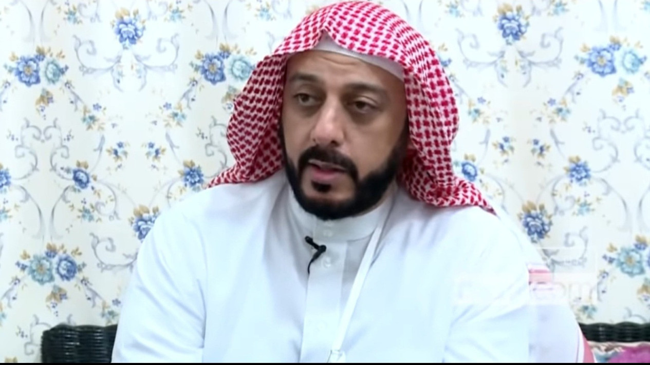 Cukup Lakukan Satu Amalan ini di Waktu Subuh Seketika Ketiban Rezeki, Kata Syekh Ali Jaber Berkat dari Doa Malaikat
            - galeri foto