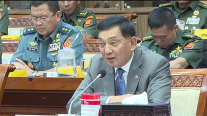 Rapat Perdana Bareng Komisi I DPR RI, Menhan Sjafrie Singgung Rencana Revisi UU TNI dan Bentuk Dewan Pertahanan Nasional
