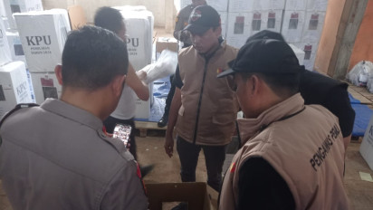Jelang Pencoblosan, Bawaslu Blora Temukan Puluhan Kotak Suara Basah dan Tidak Tersegel