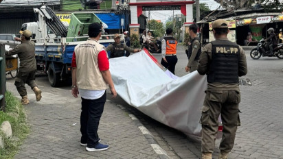 Krusial saat Masa Tenang Pilkada, Ratusan APK Ditertibkan Tim Gabungan Bawaslu Gresik