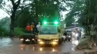 Waspada Pemungutan Suara, Ancaman Hujan Deras dan Puting Beliung di Nganjuk dan Wilayah Jawa Timur Lainnya