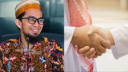 Ustaz Adi Hidayat Ungkap Kebiasaan Bersalaman Usai Shalat dalam Islam Tidak Wajib tapi Lebih Utamanya Ini