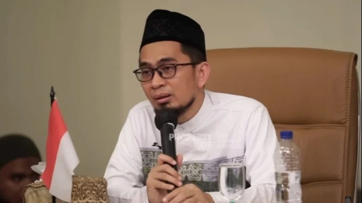 Saat Hujan Deras Turun Baca Doa ini agar Selamat di Akhirat, Meski Bacaannya Sederhana Kata Ustaz Adi Hidayat...
            - galeri foto