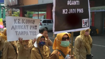 IDEAS Sebut Gaji 74 Persen Guru Honorer di Bawah UMK: Ada yang Kurang dari Rp500 Ribu