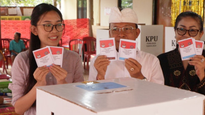 Cagub PDIP, Wayan Koster Pulang Kampung Nyoblos di Kampung Halaman Bareng Istri dan Anak, Target Menang di Pilgub Bali